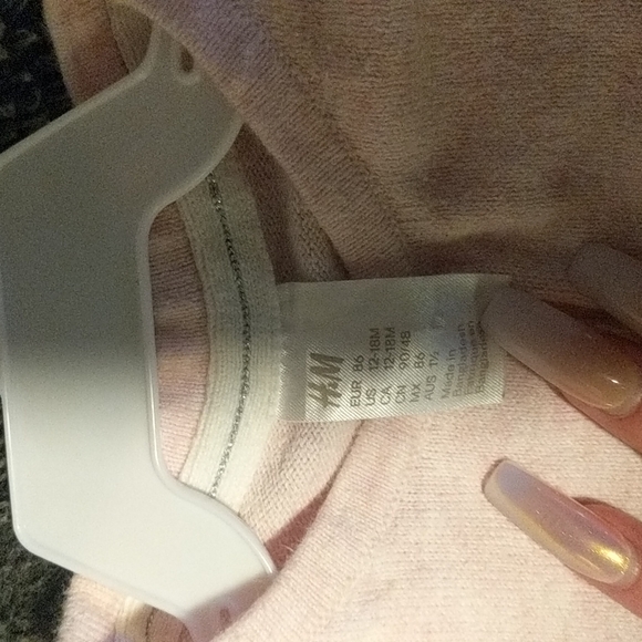 Cardigan - Picture 3 of 3